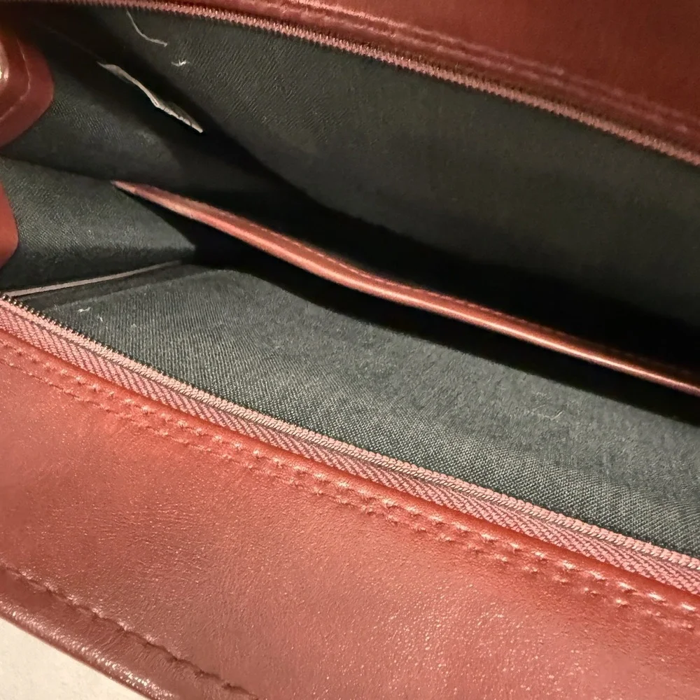 Airway Brown‎ Business Case Mens 16